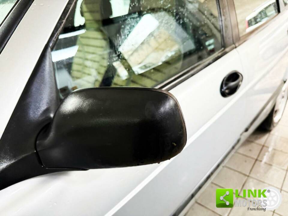 Image 16/34 of Saab 900 Turbo S 16V (1997)