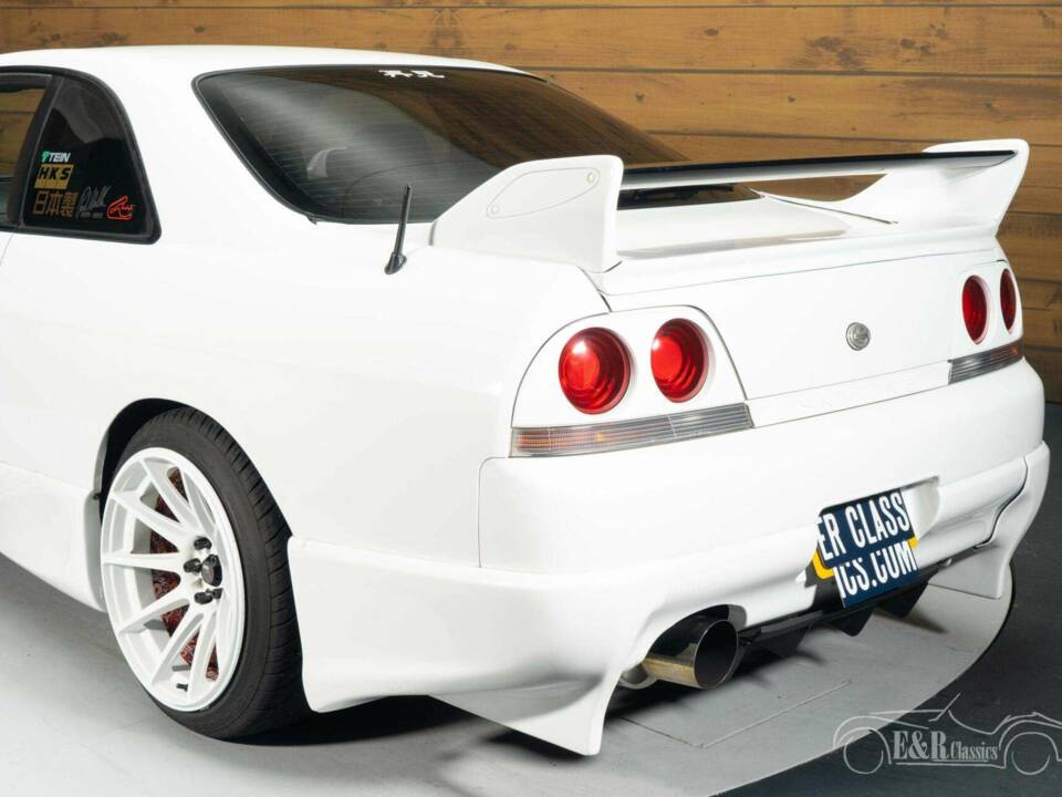 Image 16/19 of Nissan Skyline GT-R (1997)