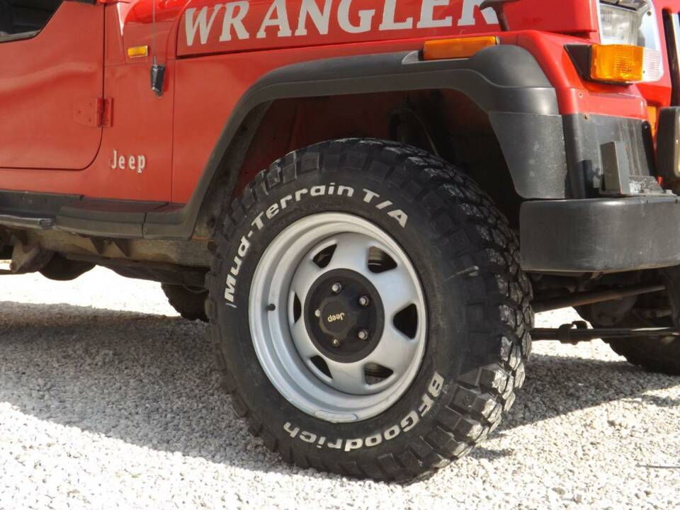 Imagen 8/50 de Jeep Wrangler Eagle 2.5L (1990)
