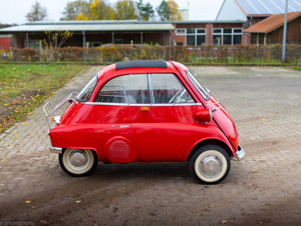 Image 8/16 of BMW Isetta 250 (1960)