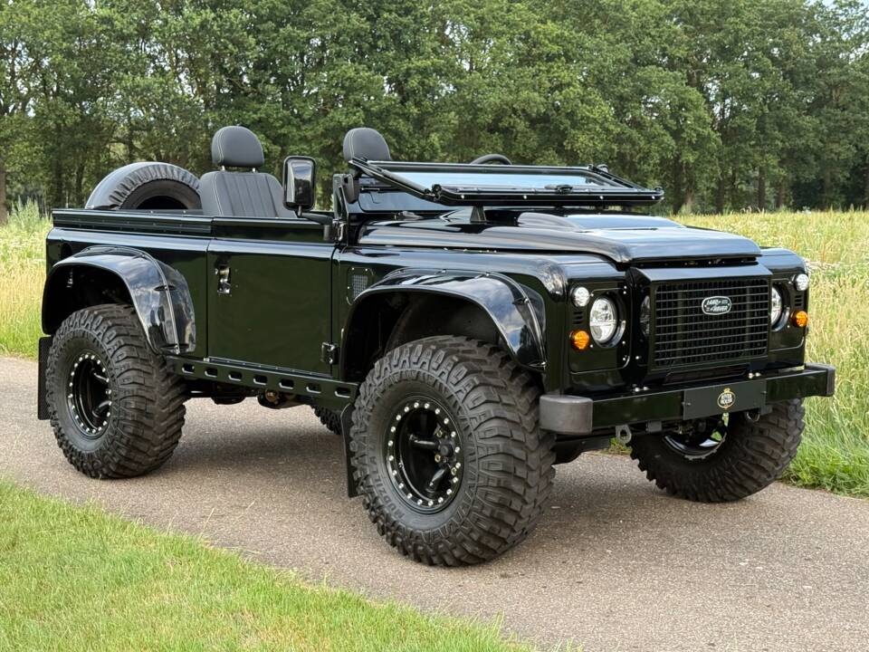 Bild 1/27 von Land Rover Defender 90 Td5 (1999)