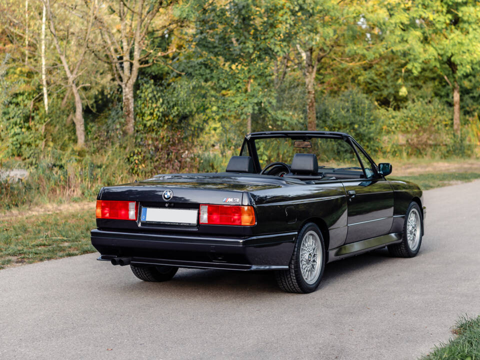 Image 31/50 de BMW M3 (1989)