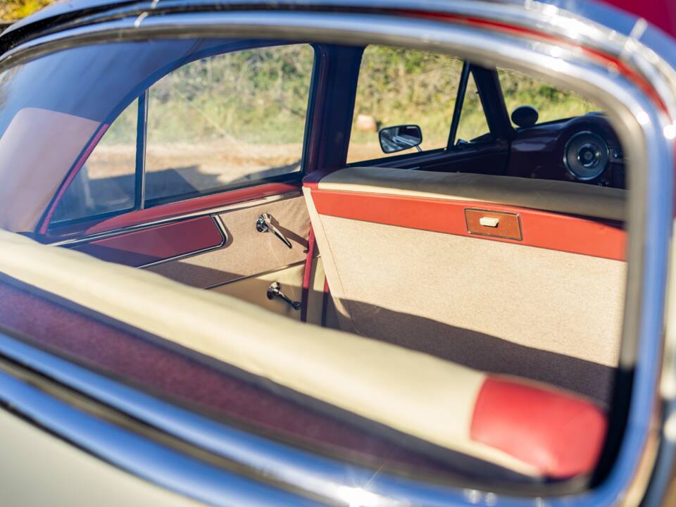 Bild 48/50 von Vauxhall Cresta (1956)