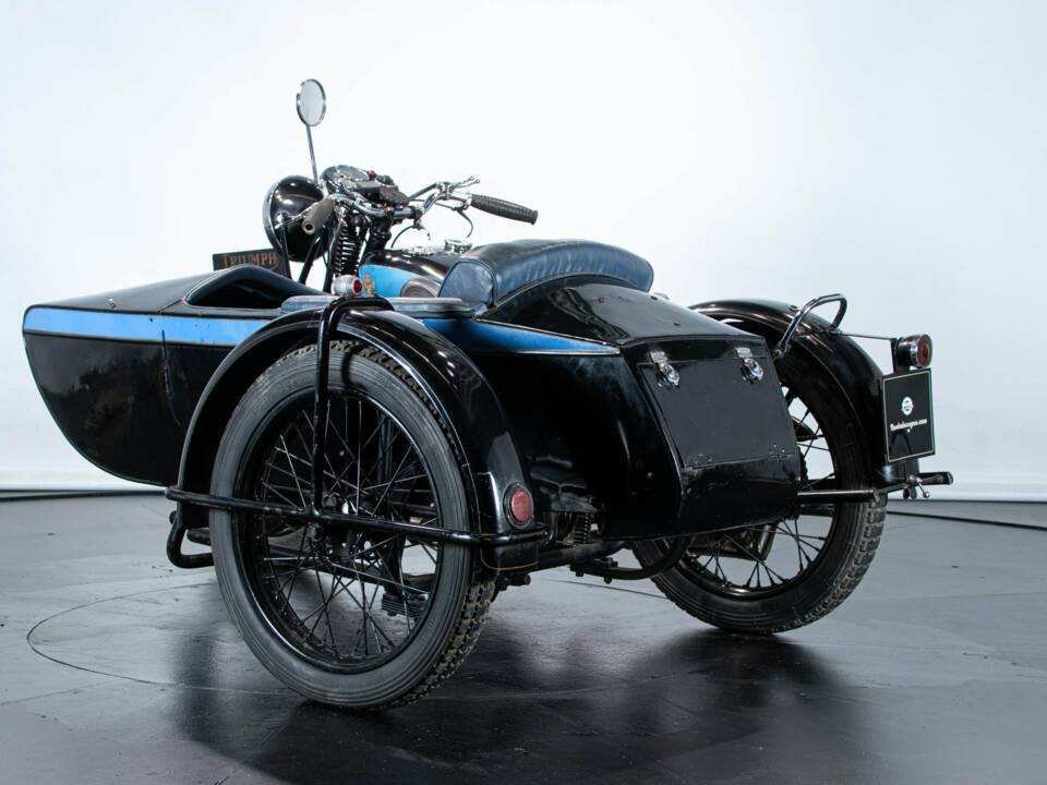 Bild 2/50 von Triumph DUMMY (1929)