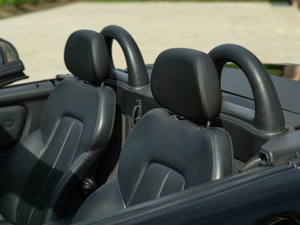 Image 18/50 of Mercedes-Benz SLK 200 Kompressor (1998)