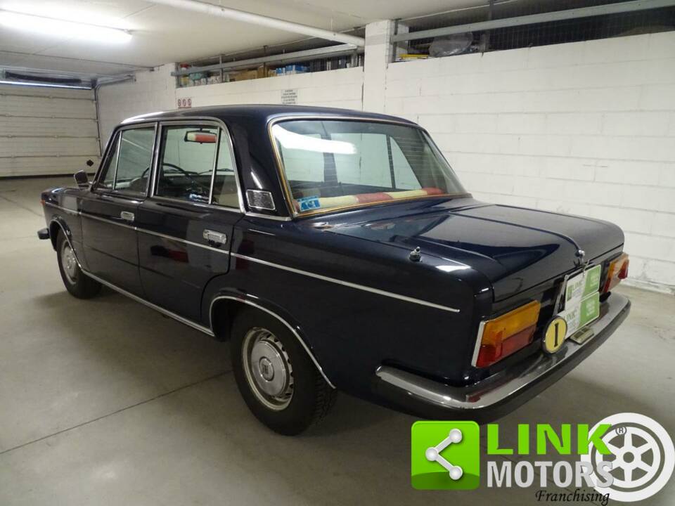 Image 9/10 de FIAT 125 S &#x2F; Speciale (1972)
