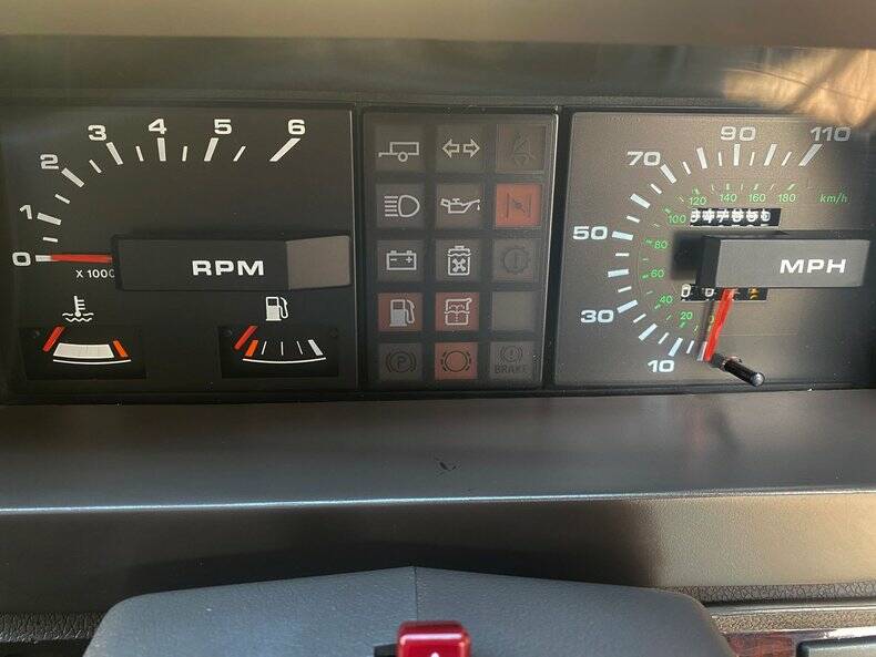 Bild 48/50 von Land Rover Range Rover Classic (1989)