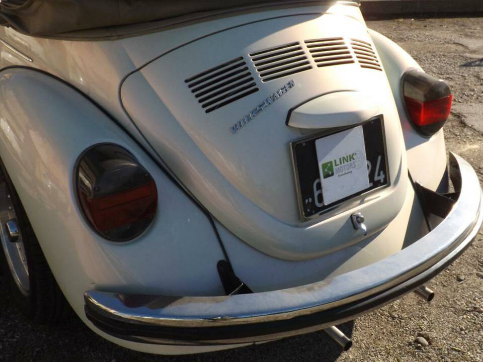 Image 29/50 de Volkswagen Käfer 1303 (1973)