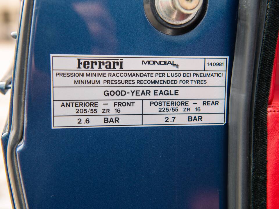 Immagine 30/42 di Ferrari Mondial T (1990)