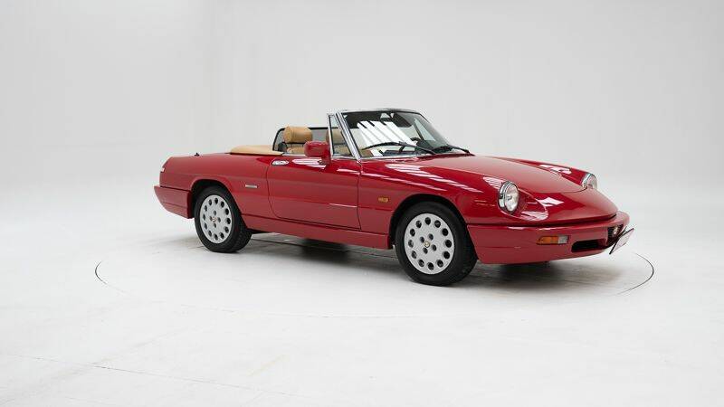 Imagen 3/15 de Alfa Romeo 2.0 Spider (1991)