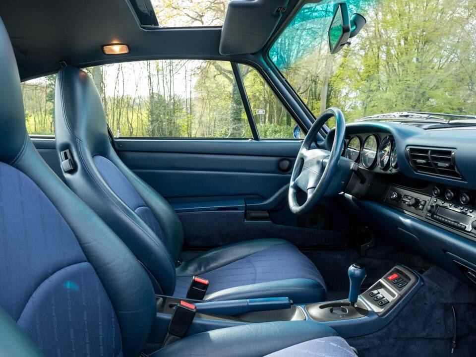 Afbeelding 30/44 van Porsche 911 Carrera (1994)