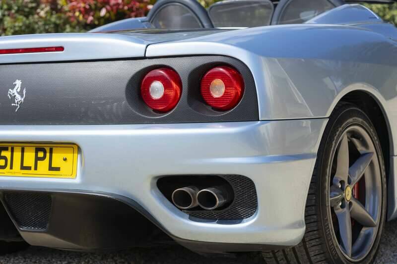Image 37/50 of Ferrari 360 Modena (2001)