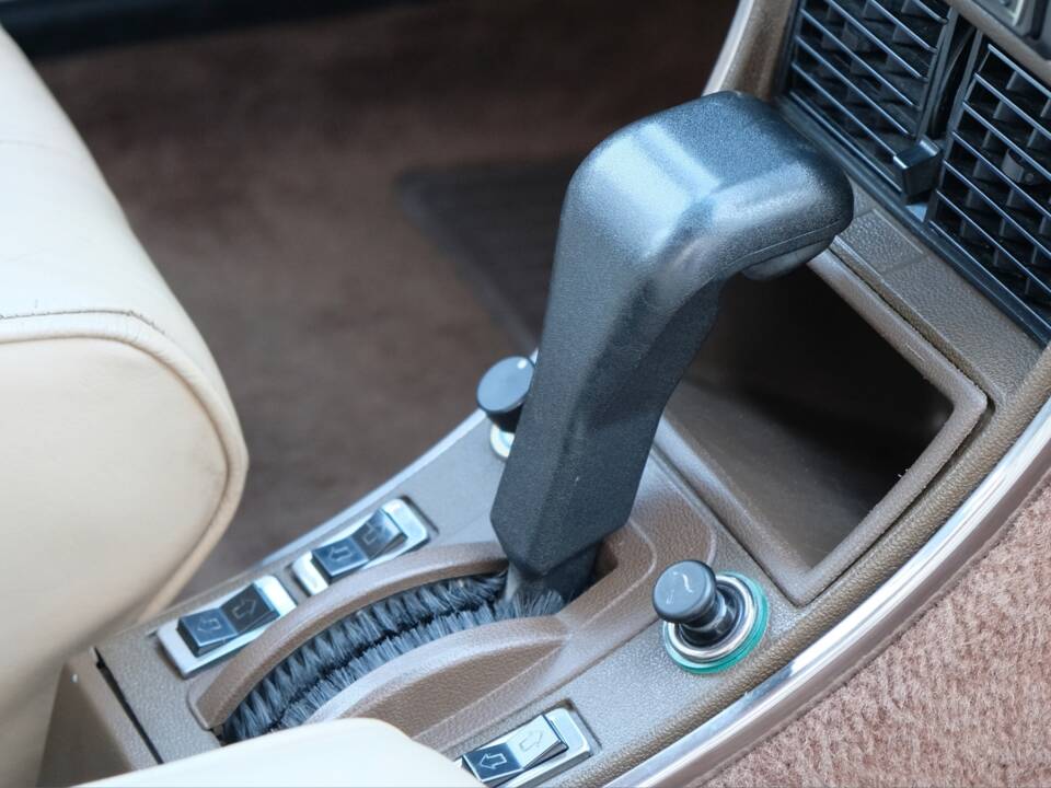 Image 50/69 of Citroën CX 25 Prestige (1984)