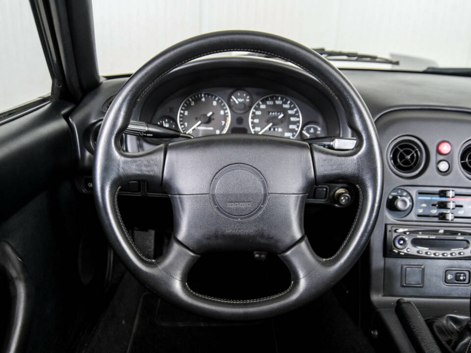 Imagen 8/50 de Mazda MX 5 (1995)