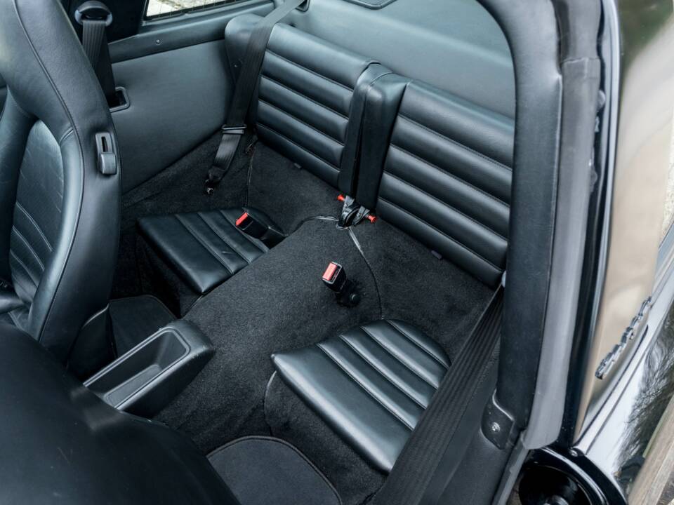 Bild 17/29 von Porsche 911 Carrera 2 (1990)