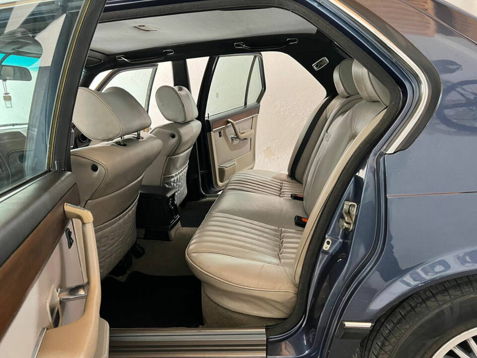 Immagine 7/7 di BMW 733i (1978)