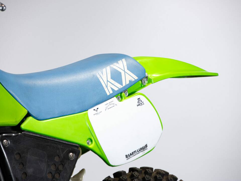 Image 24/50 of Kawasaki KX 250 (1986)