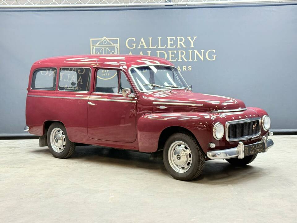 Image 24/50 of Volvo P 210 Duett (1962)