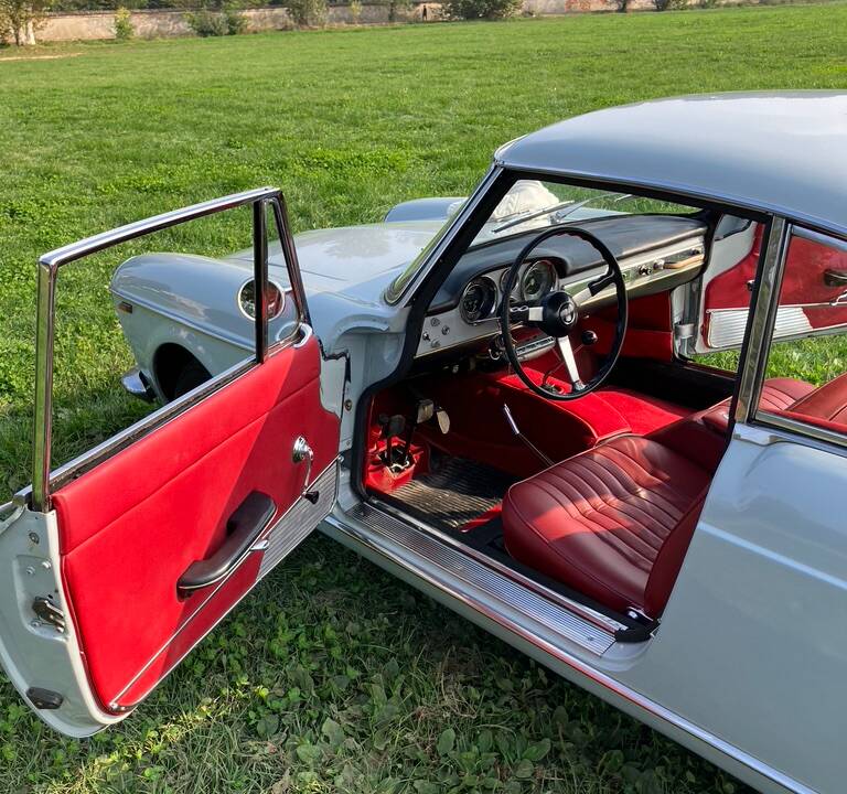 Afbeelding 17/44 van FIAT 1500 Pininfarina (1963)