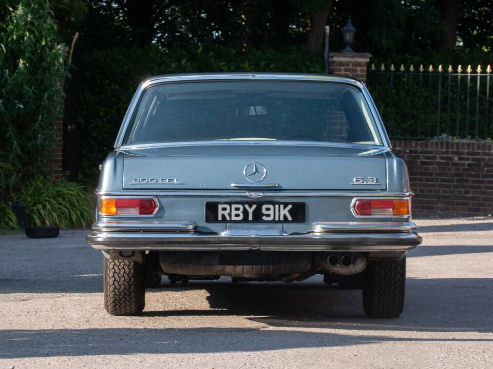Bild 8/32 von Mercedes-Benz 300 SEL 6.3 (1972)