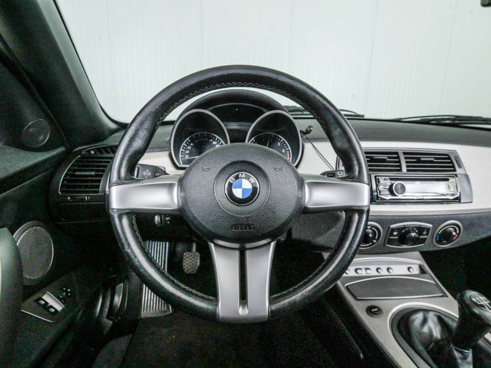 Bild 6/50 von BMW Z4 2.5i (2003)