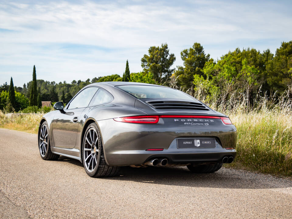 Image 47/50 of Porsche 911 Carrera 4S (2013)