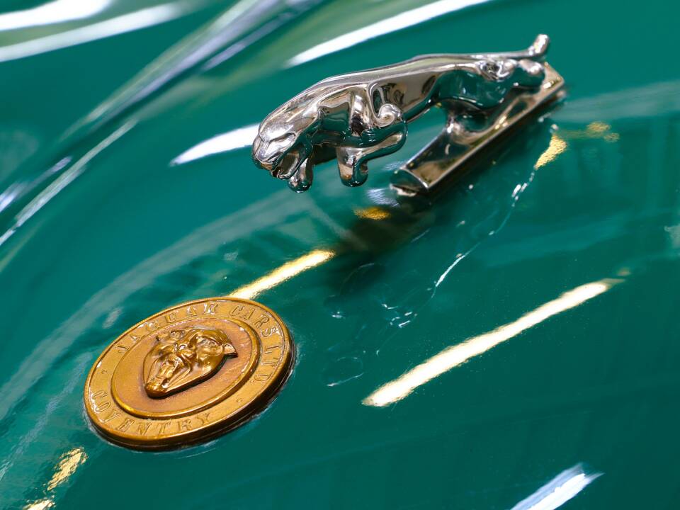 Imagen 14/37 de Jaguar XK 120 FHC (1953)
