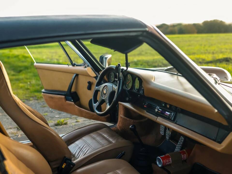 Immagine 25/35 di Porsche 911 2.7 (1976)