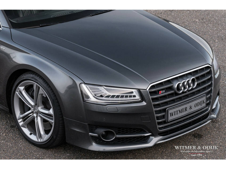 Afbeelding 34/36 van Audi S8 4.0 TFSI (2016)