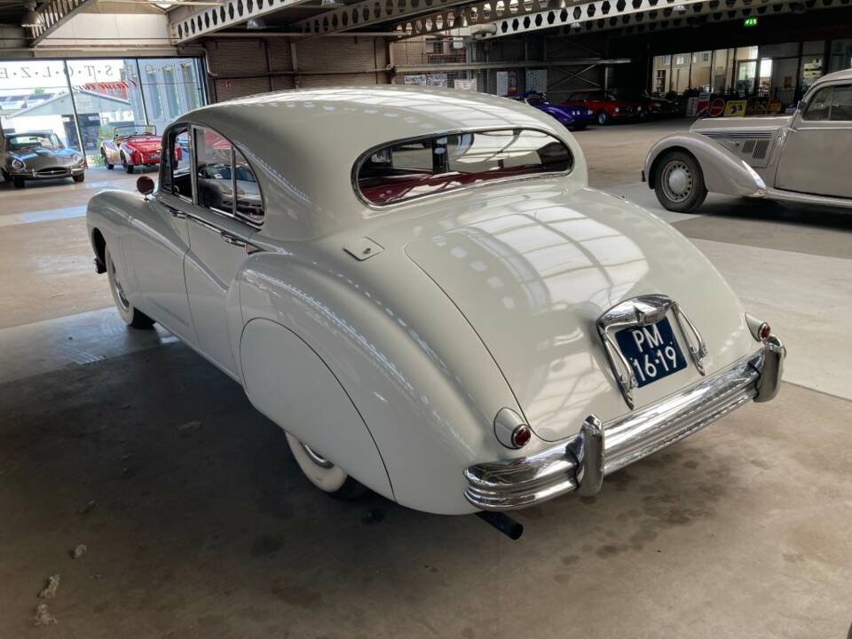 Image 33/38 of Jaguar Mk VII (1952)