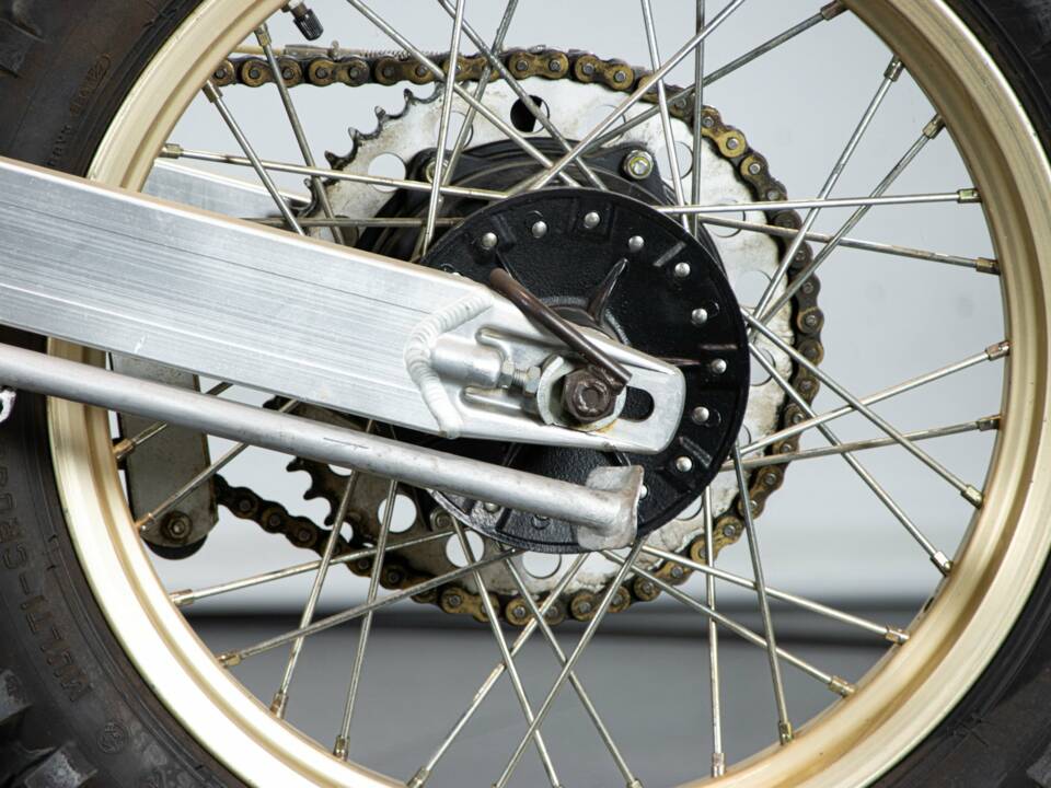 Bild 19/50 von Husqvarna DUMMY (1987)