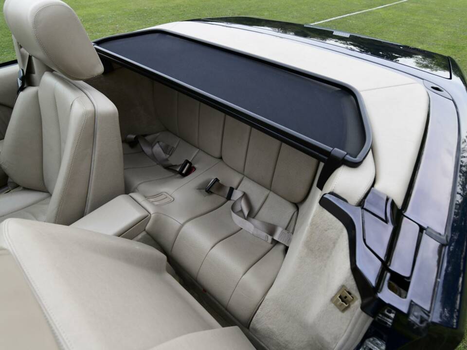 Image 49/50 of Mercedes-Benz SL 500 (1995)