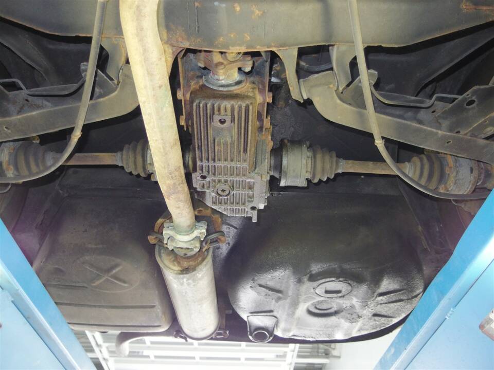 Image 90/95 de BMW 2500 (1977)