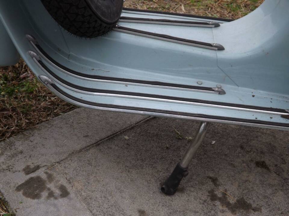 Image 47/50 of Piaggio Vespa 125 (1961)