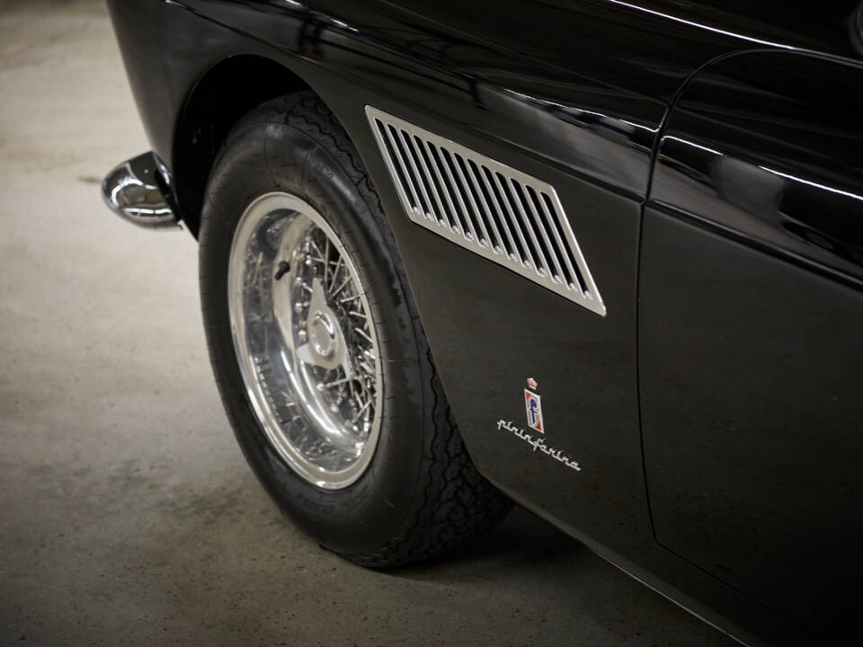 Bild 109/155 von Ferrari 250 GT 2+2 (1962)