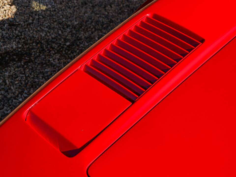 Image 28/50 de Ferrari 308 GTB (1977)