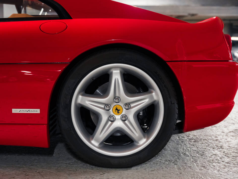 Afbeelding 15/46 van Ferrari F 355 Berlinetta (1997)