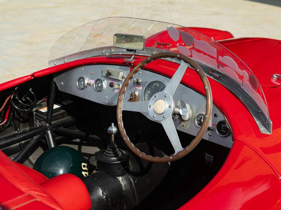 Bild 39/50 von Alfa Romeo 2600 Spider (1964)