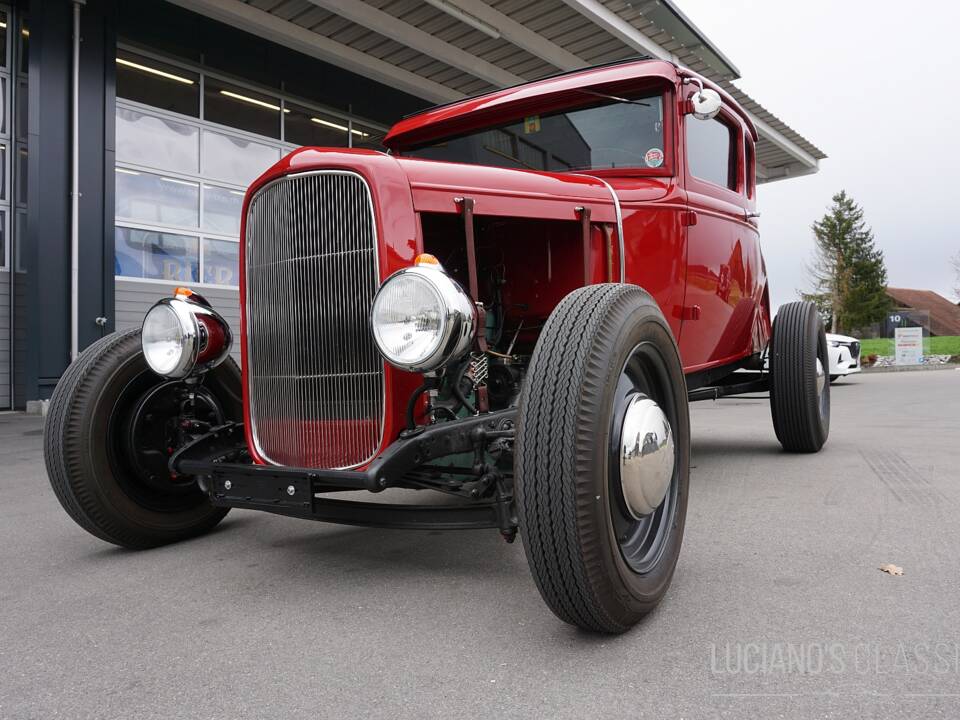 Image 14/43 of Ford Model A (1930)