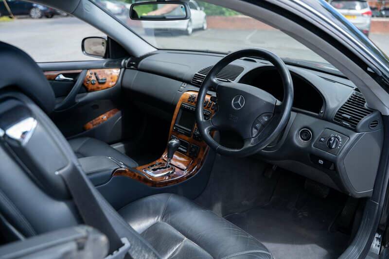 Bild 2/37 von Mercedes-Benz CL 55 AMG (2002)