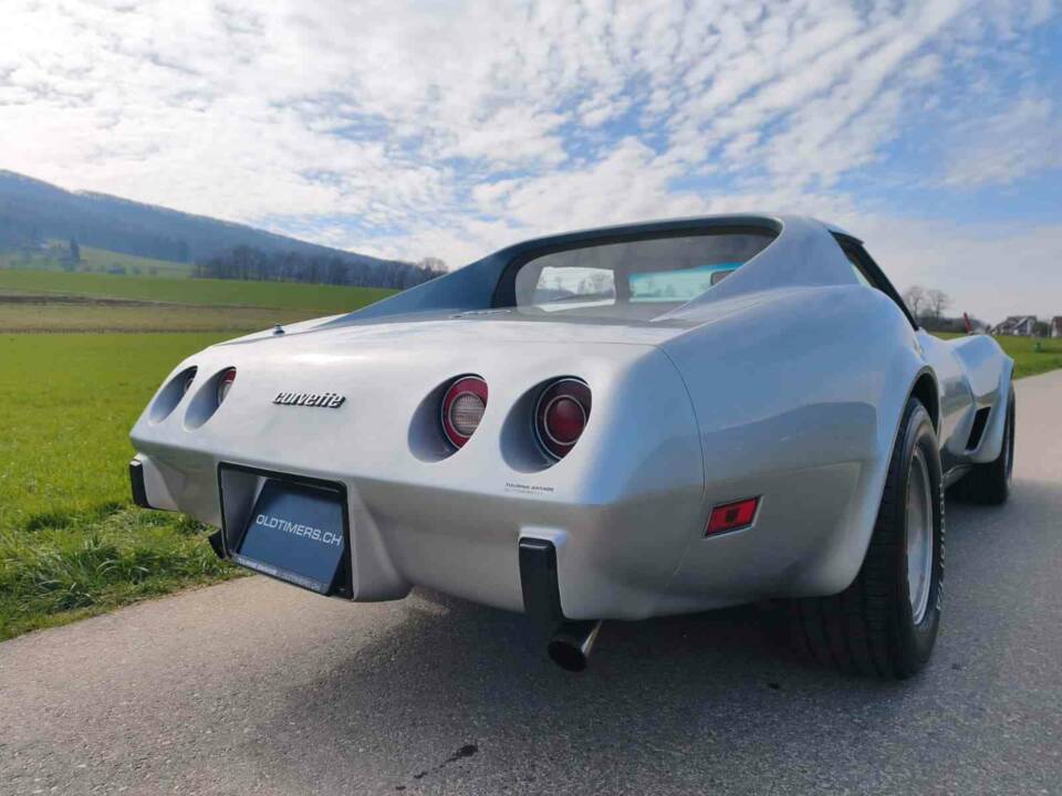 Image 21/23 of Chevrolet Corvette Sting Ray (1977)