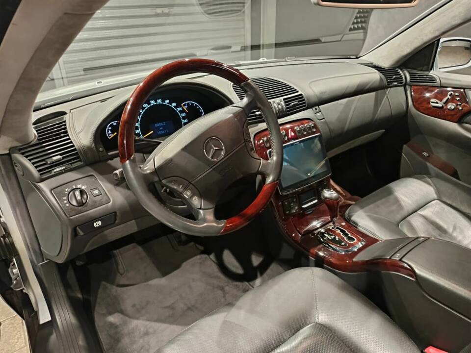Bild 2/8 von Mercedes-Benz CL 600 (2000)