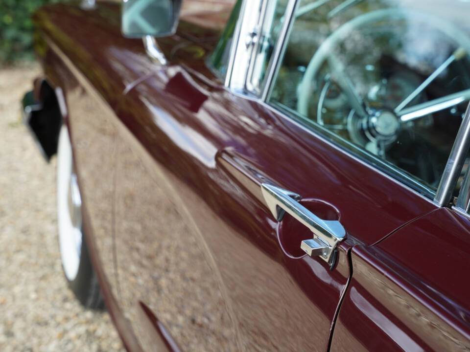 Immagine 35/50 di Ford Thunderbird (1960)