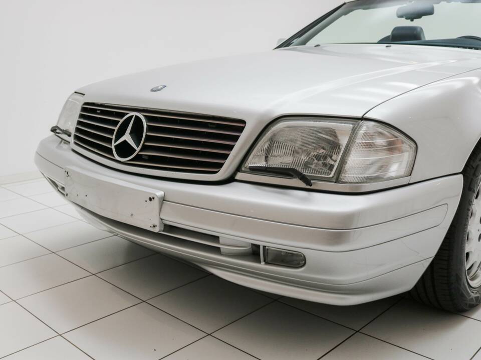 Bild 41/84 von Mercedes-Benz SL 320 (1996)