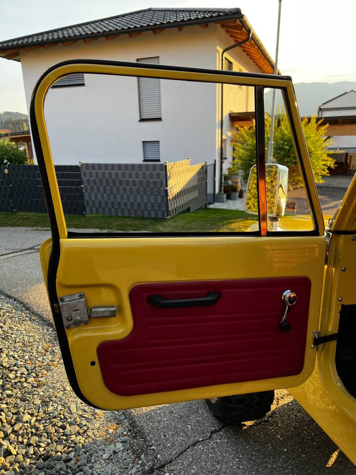 Image 13/88 de Jeep CJ-7 2.4L Diesel (1980)