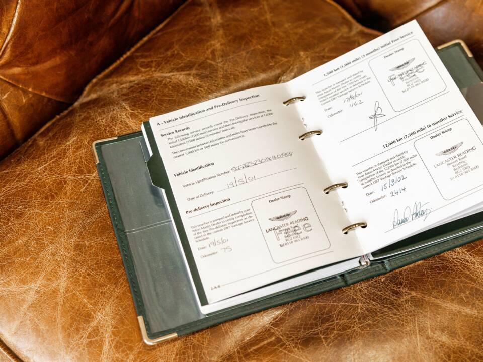Bild 35/83 von Aston Martin DB 7 Vantage Volante (2001)
