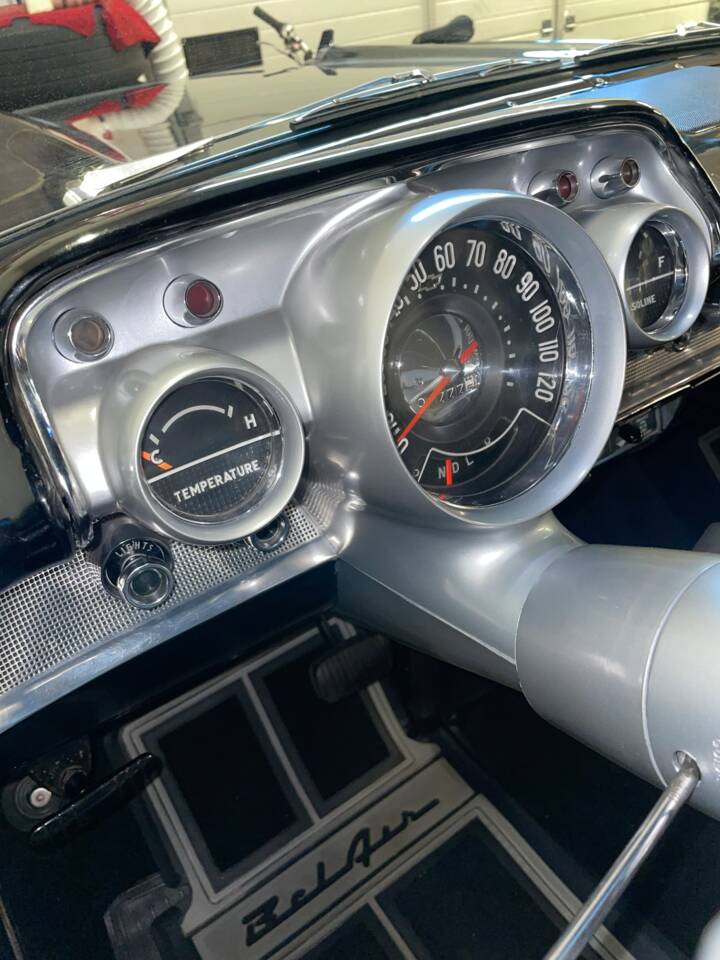 Image 16/54 de Chevrolet Bel Air Hardtop Coupe (1957)