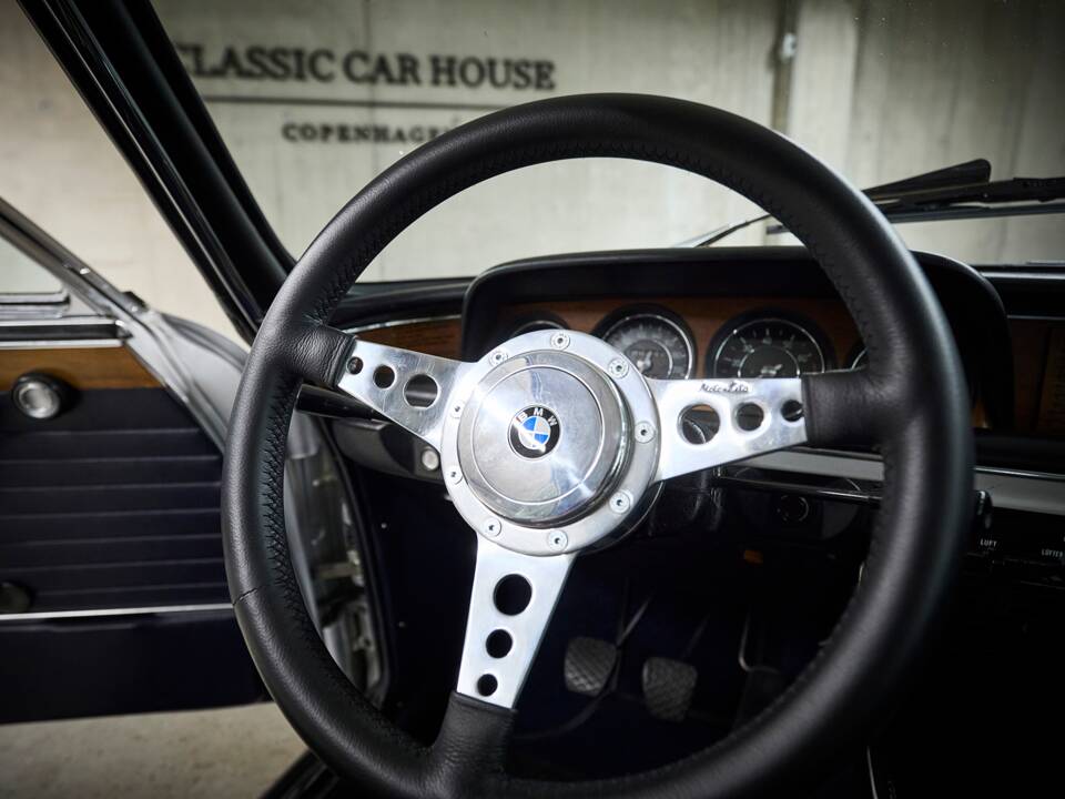 Image 67/100 of BMW 3.0 CSi (1973)