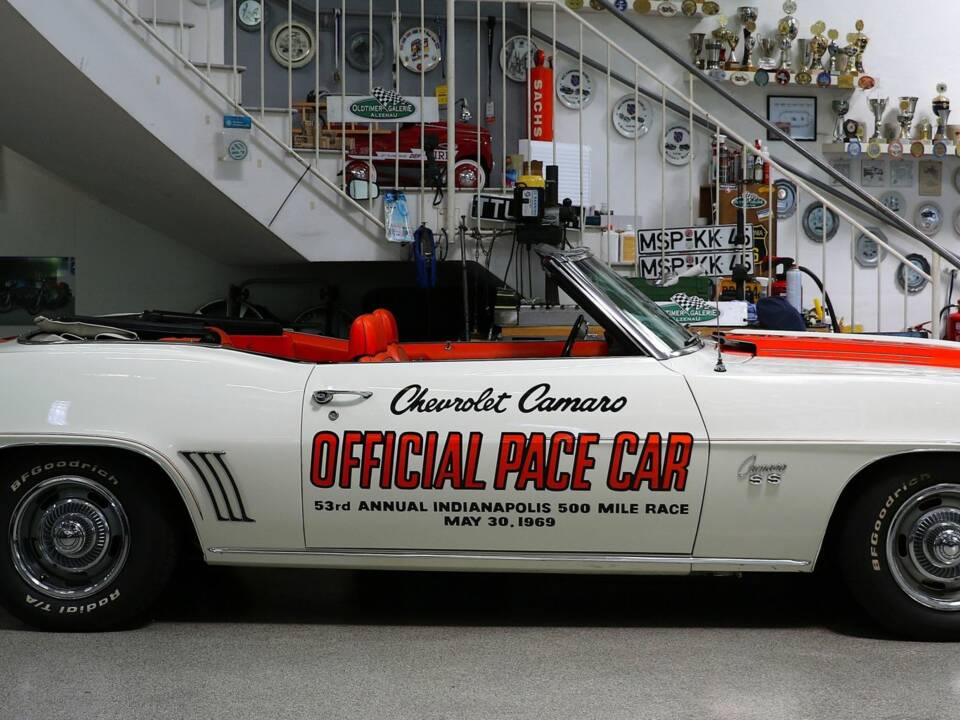Image 5/13 of Chevrolet Camaro SS-350 (1969)