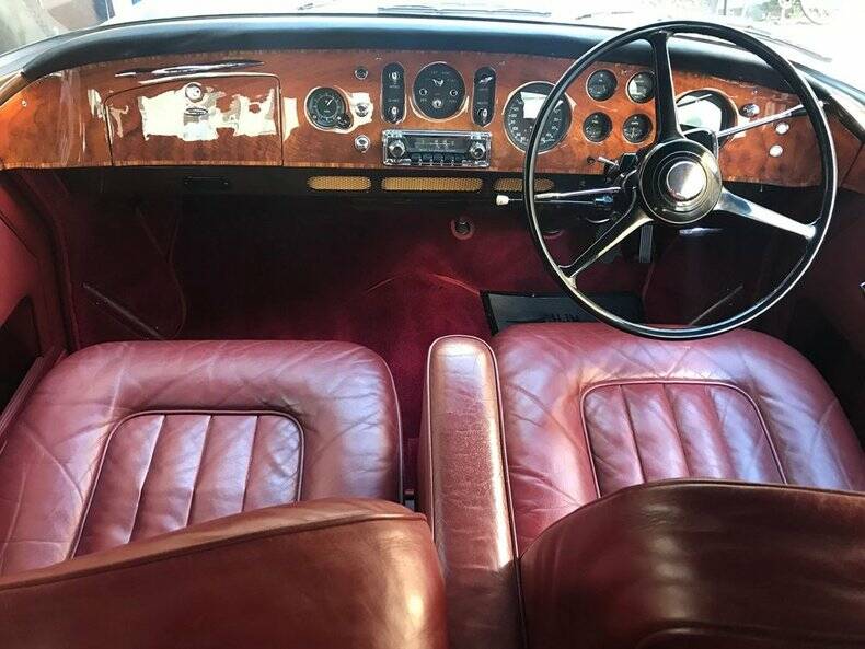 Image 3/50 of Bentley S 2 Continental (1960)